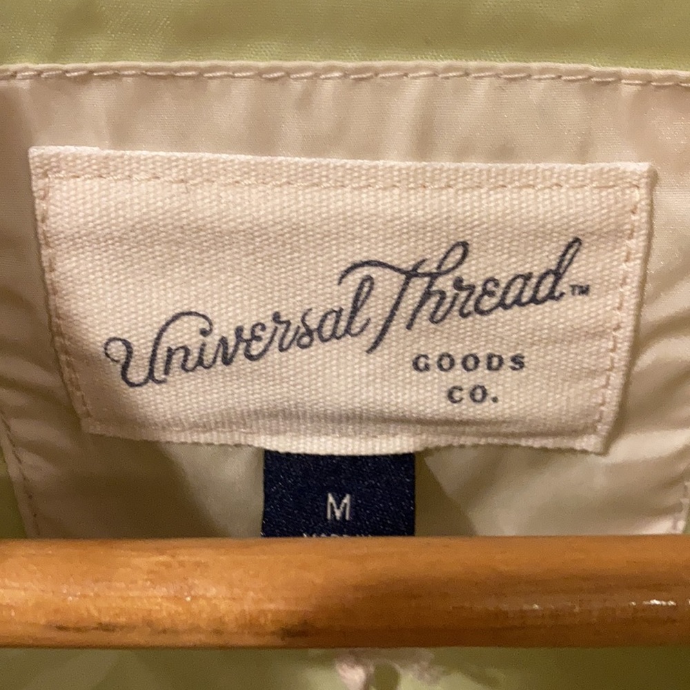 Universal Tread Jacket - Picture 3 of 7